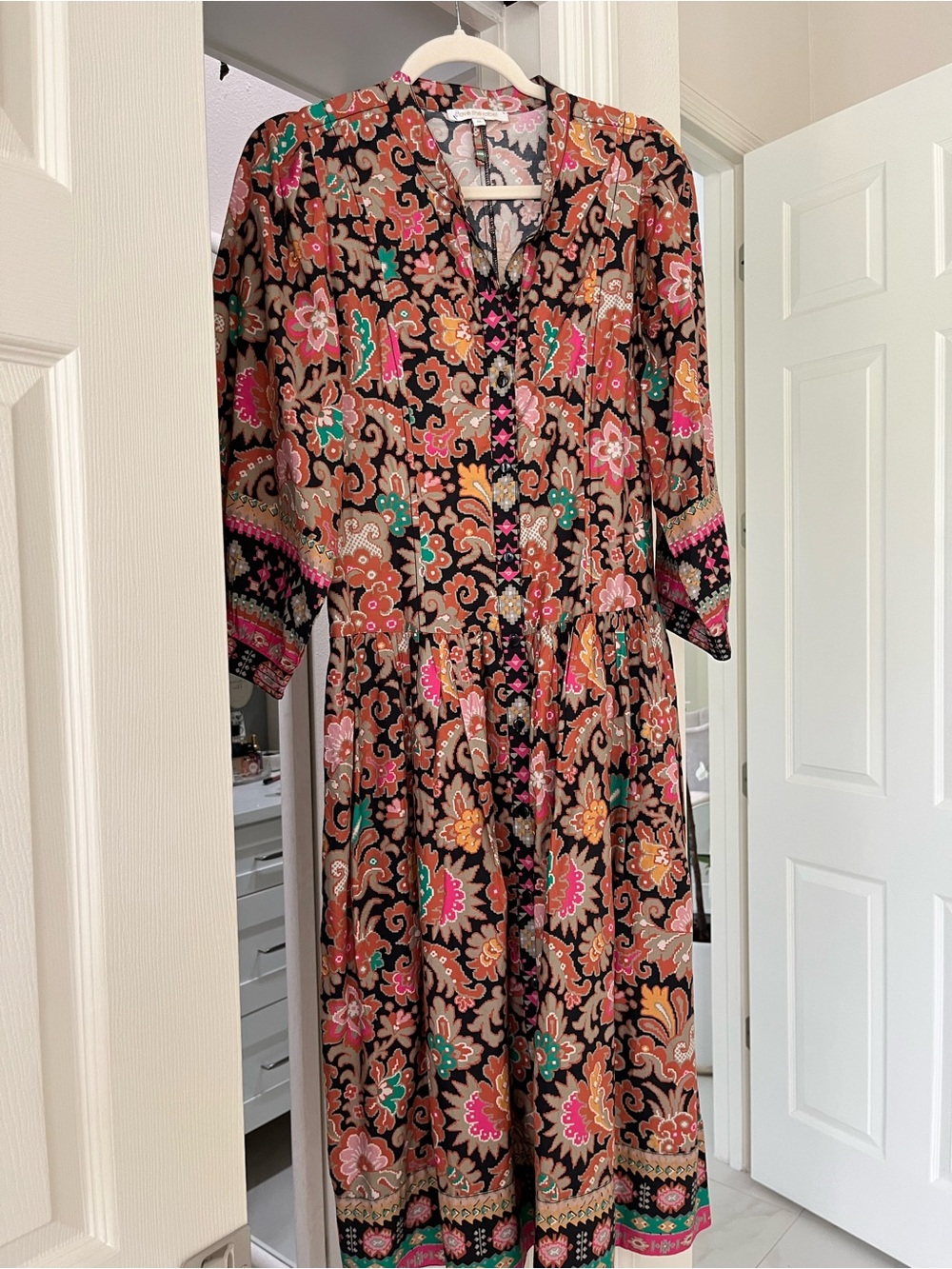 Love the label Floral Midi Dress with Pink and Black Paisley Print size M - Picture 6 of 14